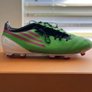 Mens Adidas soccer shoes